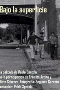 Bajo La Superficie