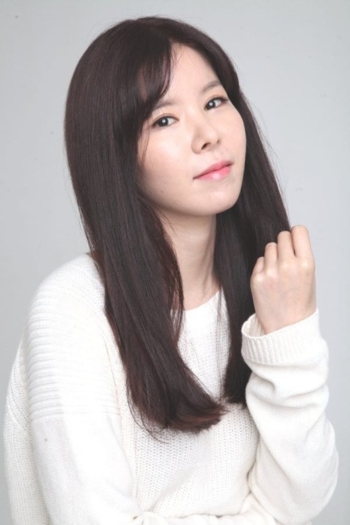 Actor Sin Ye-joo
