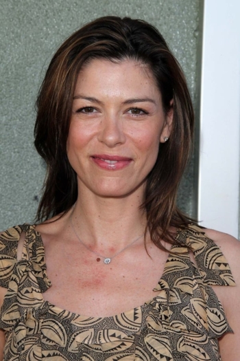 Actor Caitlin Keats
