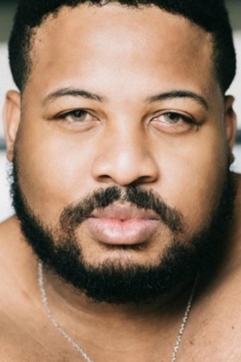Actor Dexter Mayfield
