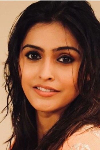 Actor Surabhi Hande