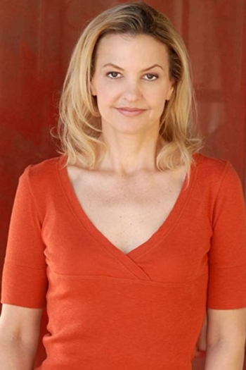 Actor Elle Alexander