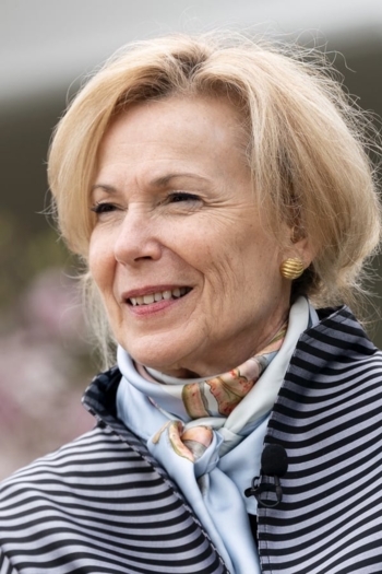 Actor Deborah Birx