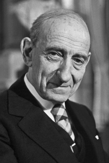 Actor Raymond Aron