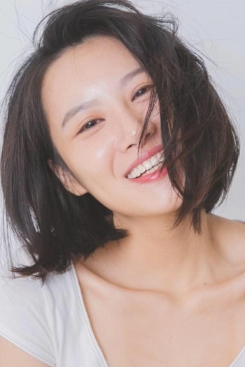 Actor Iris Hu