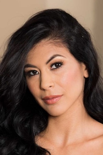 Actor Heather Vahn