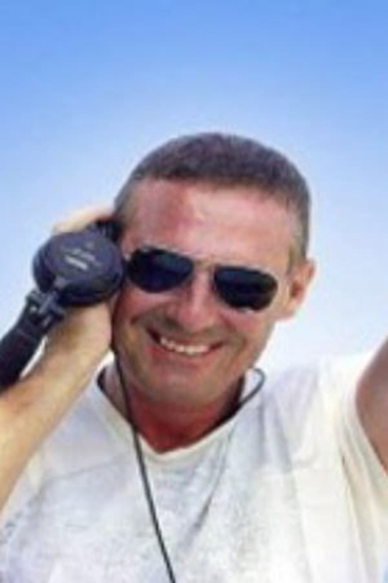 Actor Mike Esser