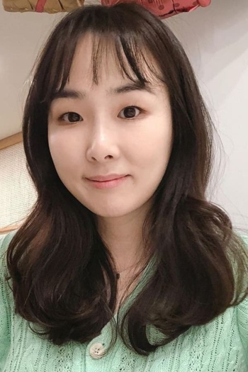 Actor Park Ji-yoon
