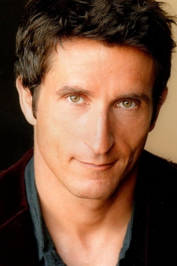 Actor Jonathan LaPaglia