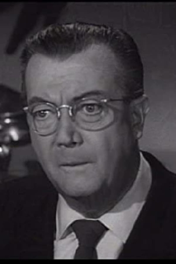 Actor Joseph Kearns
