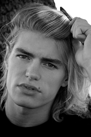 Actor Zander David Hodgson