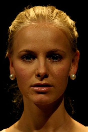 Actor Nina Lund Feste