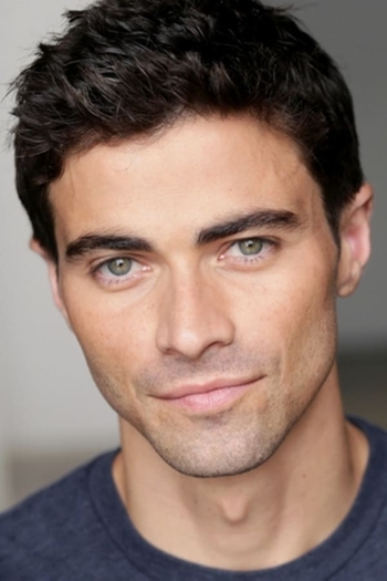 Actor Evan Matthew Cohen