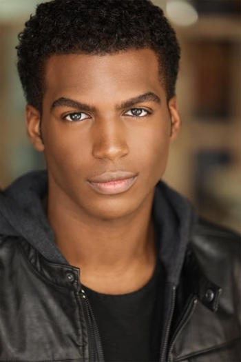 Actor Aaron Olatunjie