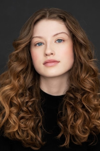 Actor Liliane Skelly