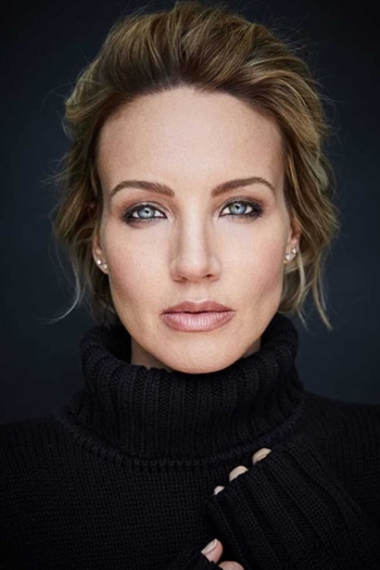 Actor Brianne Davis