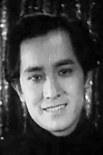 Actor Ming Yi