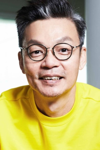 Actor Mark Lee