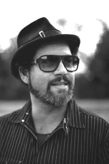 Actor Juval Dieziger