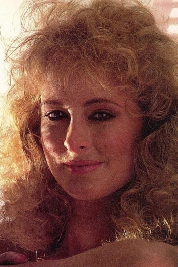 Actor Maggie Randall