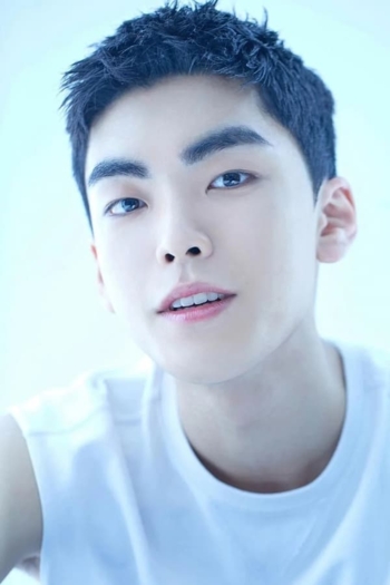 Actor Kim Su Gyeom