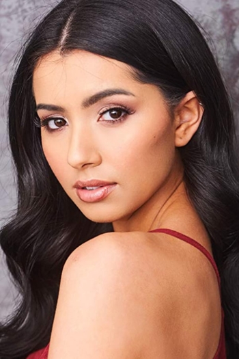 Actor Amelia Henderson