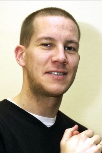 Actor Henrik Elvestad