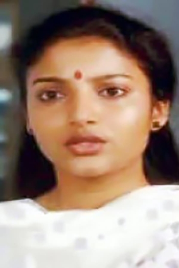 Actor Karthika