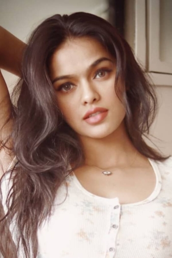 Actor Sonyaa Ayodhya