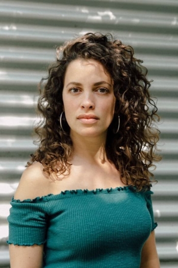 Actor Kyra Bououargane