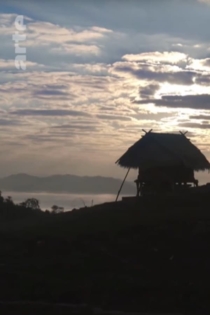 Laos - Das Dorf über den Wolken