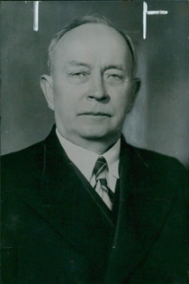 Mies varjossa