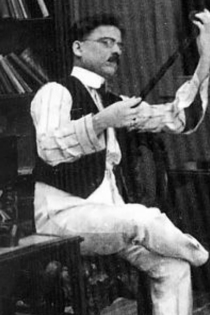 Chitrapat Kase Tayar Kartat