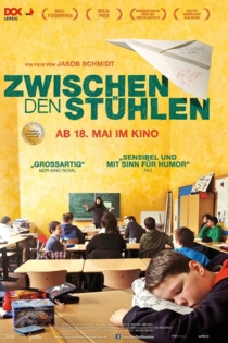 Zwischen den Stühlen