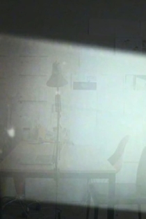 이빨, 다리, 깃발, 폭탄