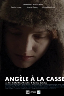 Angèle à la casse