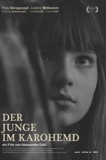 Der Junge im Karohemd