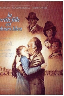 La petite fille en velours bleu