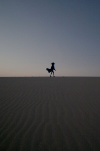 La jovencita no envejece, se descompone