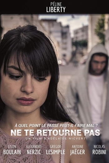 Ne te retourne pas
