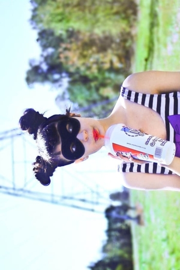 The Misbehaviour of Polly Paper Cut