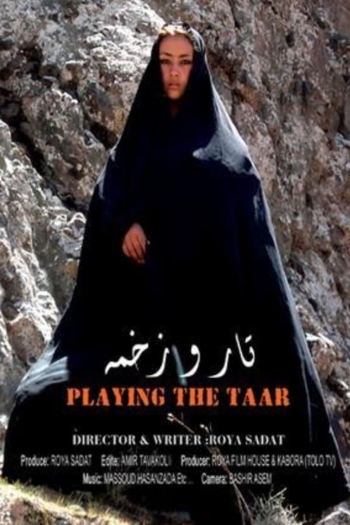 Playing the Taar