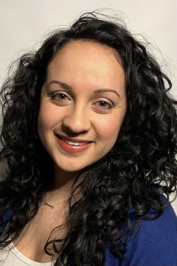 Actor Adriana Medina