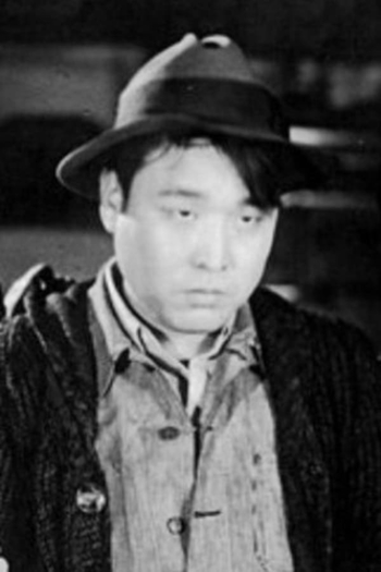 Actor Geum-ryong Lee