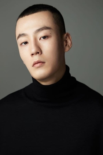 Actor Kim Min-gwi