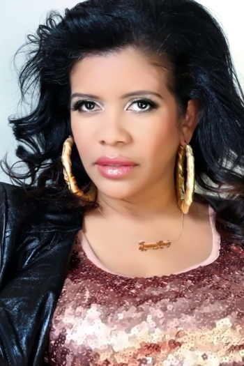 Actor Jenny L. Saldaña