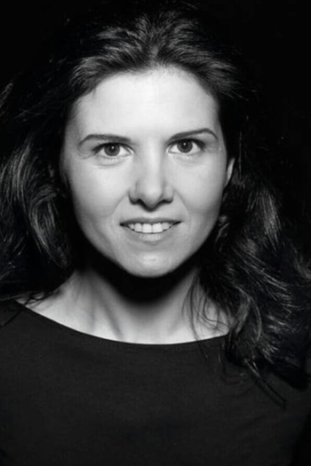 Actor Isabel Naveira