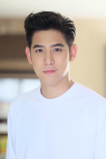 Actor Porshe Saran Sirilak