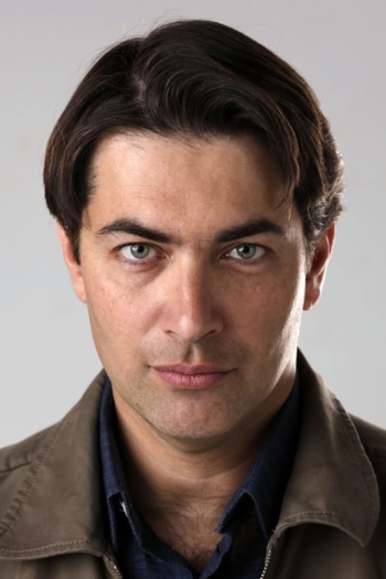 Actor Parsa Pirouzfar