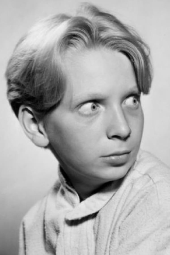 Actor George P. Breakston